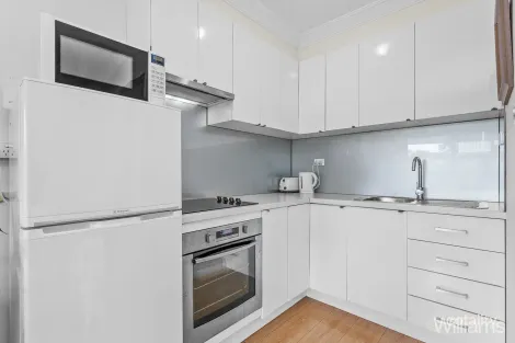 Property photo of 2/29 Dover Road Williamstown VIC 3016