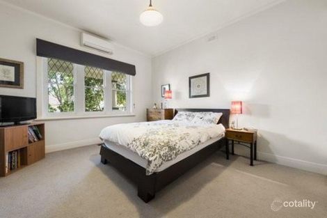 Property photo of 38 Garfield Avenue Ormond VIC 3204