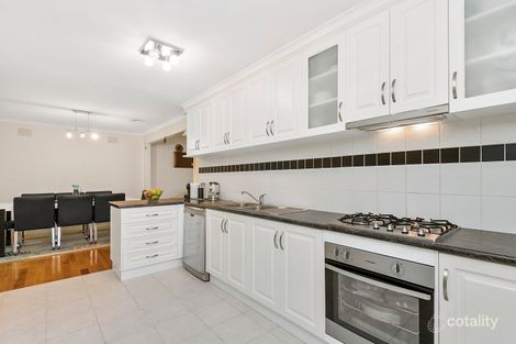 Property photo of 8 Judge Rise Endeavour Hills VIC 3802
