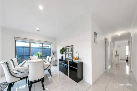 Property photo of 128 Eminence Boulevard Doreen VIC 3754