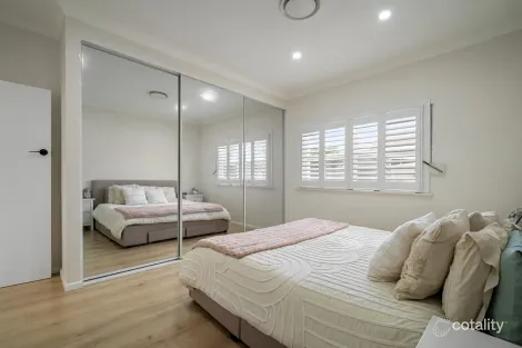 Property photo of 5 Beale Crescent Peakhurst NSW 2210