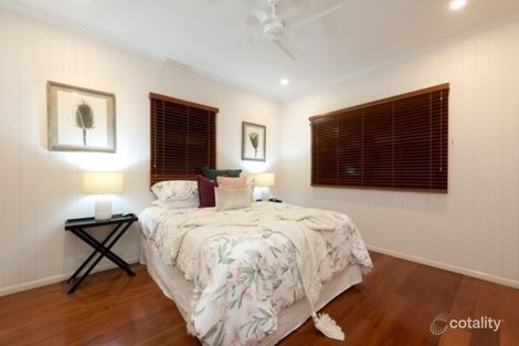 Property photo of 17 Rose Lane Gordon Park QLD 4031