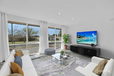 Property photo of 10 Macarthur Drive Cranbourne VIC 3977