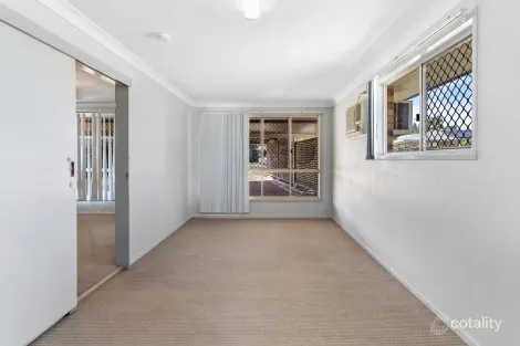 Property photo of 33 Labanka Crescent Gracemere QLD 4702