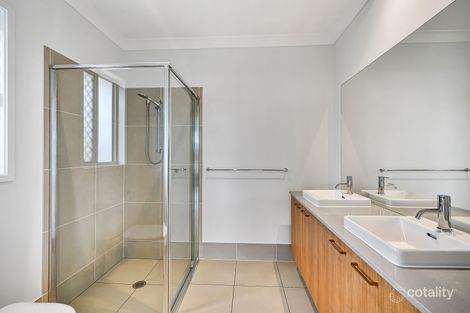 37 Goshawk Cres, Rochedale, QLD 4123