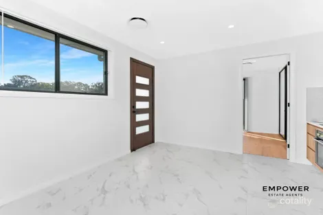 7 Abrahams St, Claymore, NSW 2559