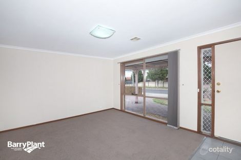 Property photo of 28 Watford Crescent Craigieburn VIC 3064