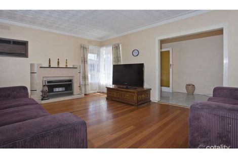 Property photo of 31 Intervale Drive Avondale Heights VIC 3034