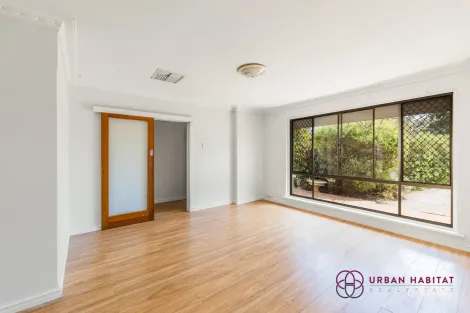 4 Earl Ct, Calista, WA 6167