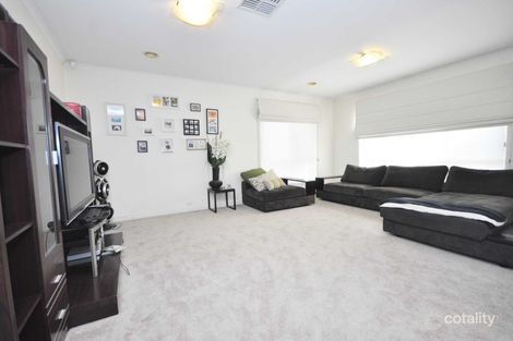 Property photo of 21 Macmillan Avenue Greenvale VIC 3059