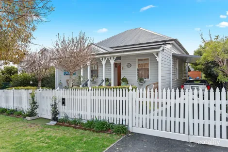 Property photo of 15 Delacey Street North Toowoomba QLD 4350