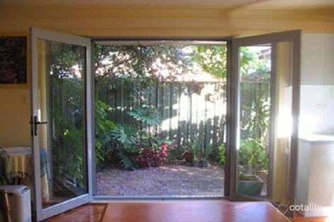 Property photo of 4 Valley Drive Figtree NSW 2525