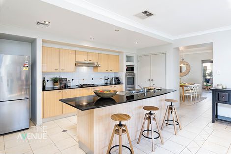 Property photo of 4 Pine Crescent Bella Vista NSW 2153