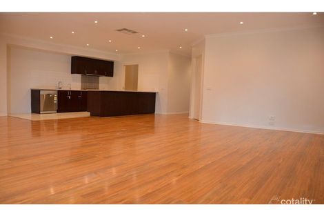 Property photo of 29 Ben Loman Circuit Craigieburn VIC 3064