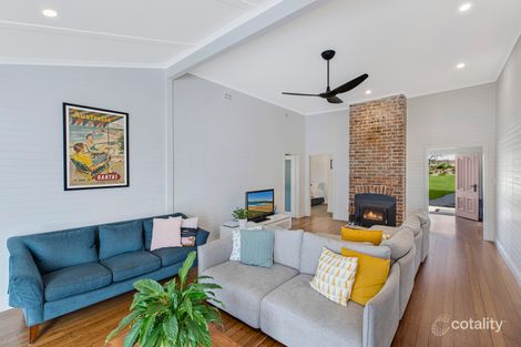 Property photo of 145 Ocean View Drive Wamberal NSW 2260