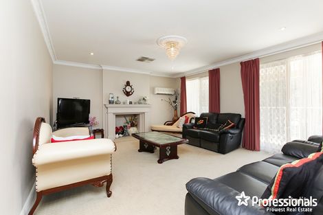 Property photo of 2 Pellew Gardens Willetton WA 6155