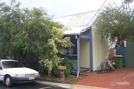 6 Douglas St, Fremantle, WA 6160