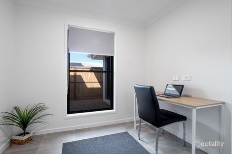 Property photo of 22 Great Keppel Way Banya QLD 4551