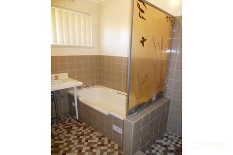Property photo of 4 Gladys Street East Tamworth NSW 2340