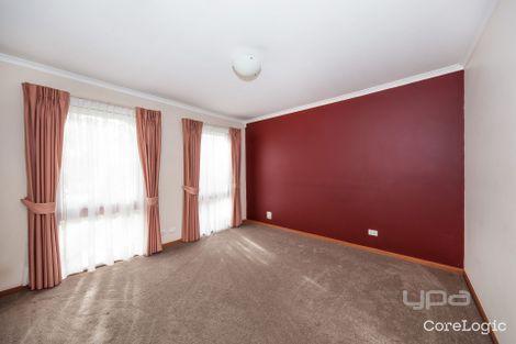 Property photo of 2 Gabrielle Close Werribee VIC 3030