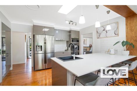 Property photo of 32 Glad Gunson Drive Eleebana NSW 2282