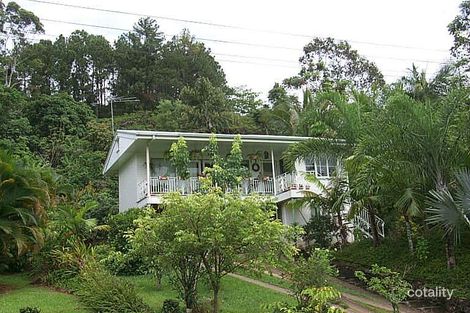 Property photo of 76 Hillview Crescent Whitfield QLD 4870