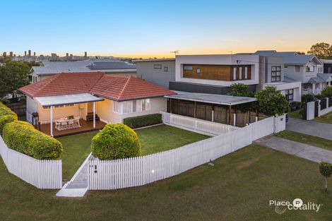 68 Arrol St, Camp Hill, QLD 4152