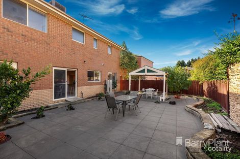 Property photo of 2 Cut Leaf Court Bundoora VIC 3083