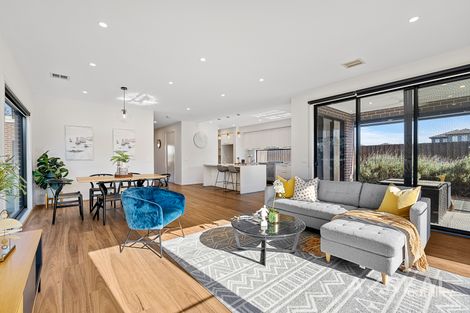 Property photo of 5 Nagle Drive Point Cook VIC 3030