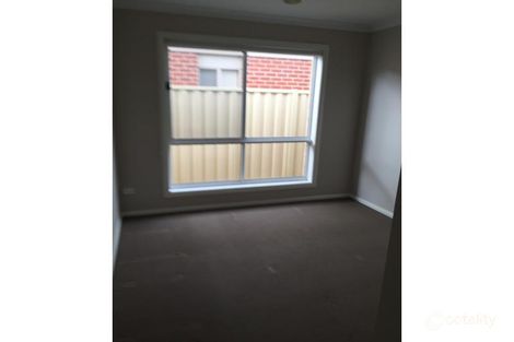 Property photo of 19 Lady Penrhyn Drive Harkness VIC 3337