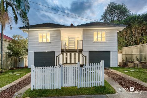 9 Newdegate St, Greenslopes, QLD 4120