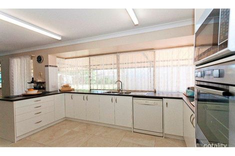 76 Chamberlain St, Gosnells, WA 6110