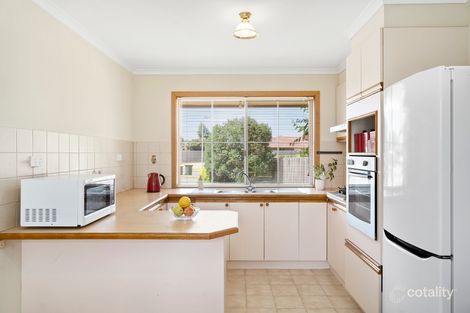 Property photo of 2/6 Wandin Court Werribee VIC 3030