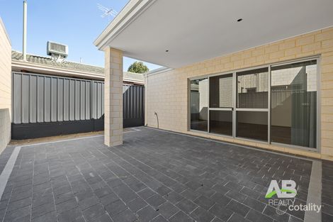 Property photo of 2/81 Frederick Street Wanneroo WA 6065