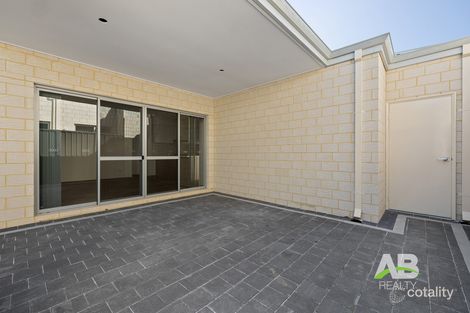 Property photo of 2/81 Frederick Street Wanneroo WA 6065