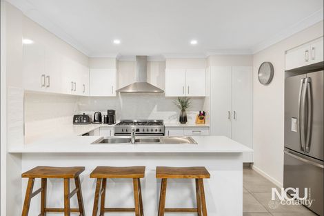 Property photo of 2 Rodeo Street Spring Mountain QLD 4300