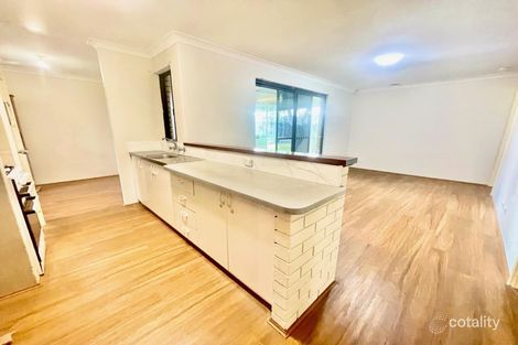 Property photo of 16 Littlefair Drive Withers WA 6230