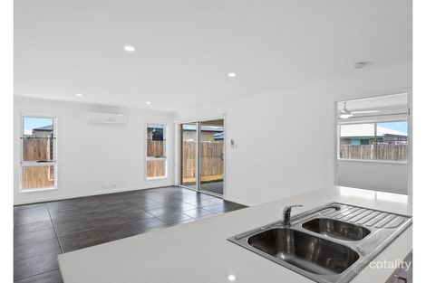 Property photo of 1/75 Shelby Street Glenvale QLD 4350