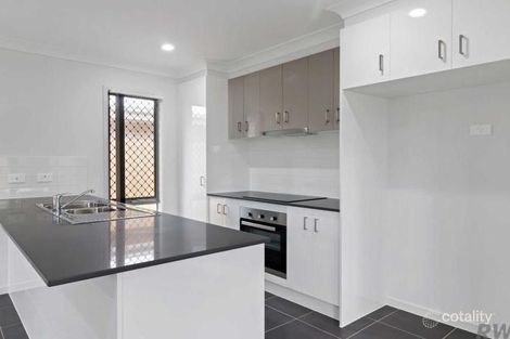 Property photo of 27 Tempera Place Yarrabilba QLD 4207