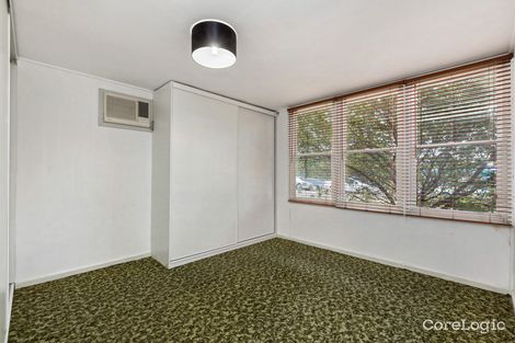 Property photo of 6 Bellairs Avenue Seddon VIC 3011