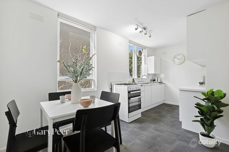Property photo of 8/17 Redan Street St Kilda VIC 3182