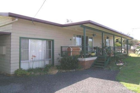 Property photo of 16 Martin Place Red Rock NSW 2456