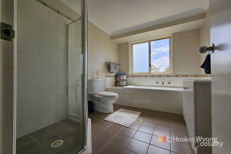 Property photo of 1/130 Brittania Drive Watanobbi NSW 2259