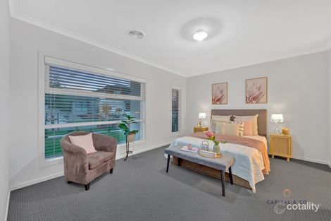 Property photo of 22 Carmichael Drive Wollert VIC 3750