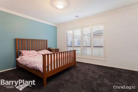Property photo of 2 Martaban Crescent Point Cook VIC 3030
