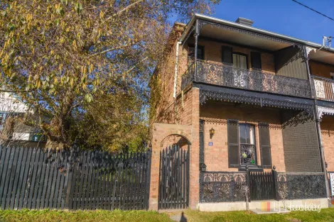 Property photo of 21 Inch Street Lithgow NSW 2790