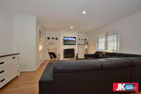Property photo of 27 Casey Drive Hoppers Crossing VIC 3029