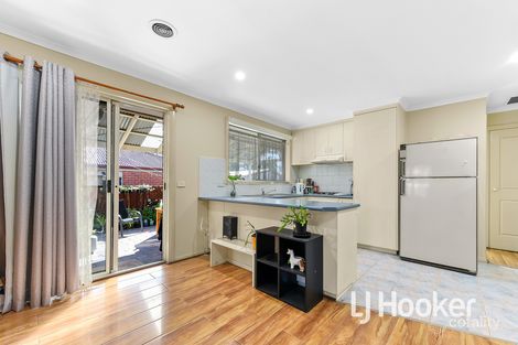 Property photo of 22 Dutton Close Lynbrook VIC 3975