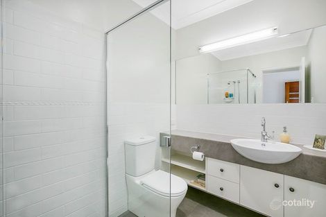Property photo of 2/158 Mary Street East Toowoomba QLD 4350