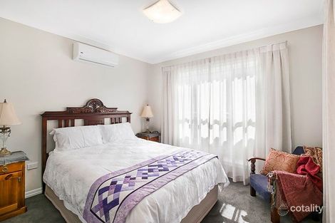 Property photo of 2/158 Mary Street East Toowoomba QLD 4350